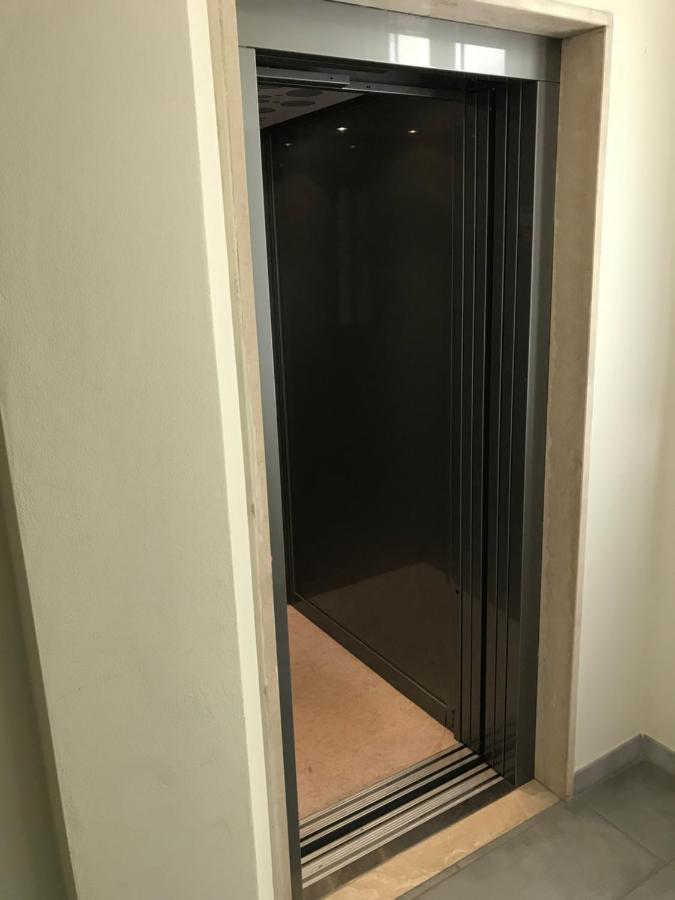 פיומבינו Appartamento Mare Centro מראה חיצוני תמונה
